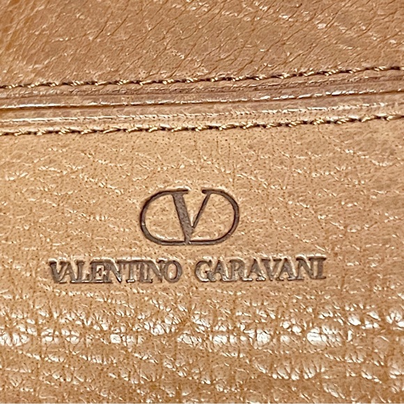 Valentino Garavani brown pebbled leather coin snap pouch gold logo - Picture 9 of 12